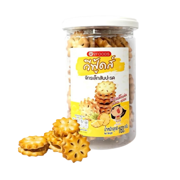 วีฟู้ดส์ จักรเล็กสับปะรด 160g ในบรรจุภัณฑ์พลาสติกใส แสดงสิ่งขนมอบแห้งสับปะรดชิ้นเล็กๆ