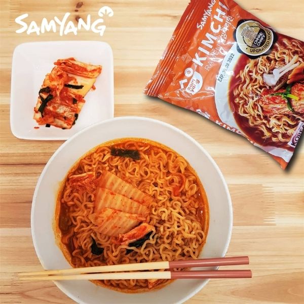 บะหมี่กึ่งสำเร็จรูป รสกิมจิ 80g ( แพค 5 ห่อ )