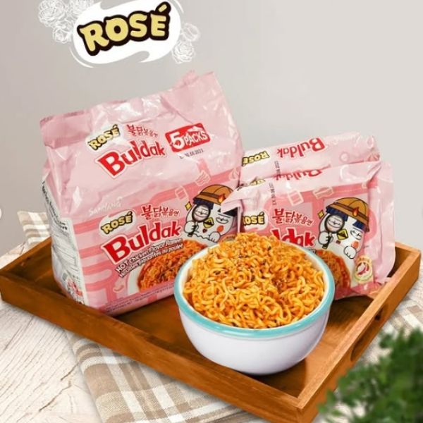 Mì ăn liền vị gà cay kiểu Hàn Quốc kết hợp kem sữa và sốt gochujang 140g (gói 5 gói)
