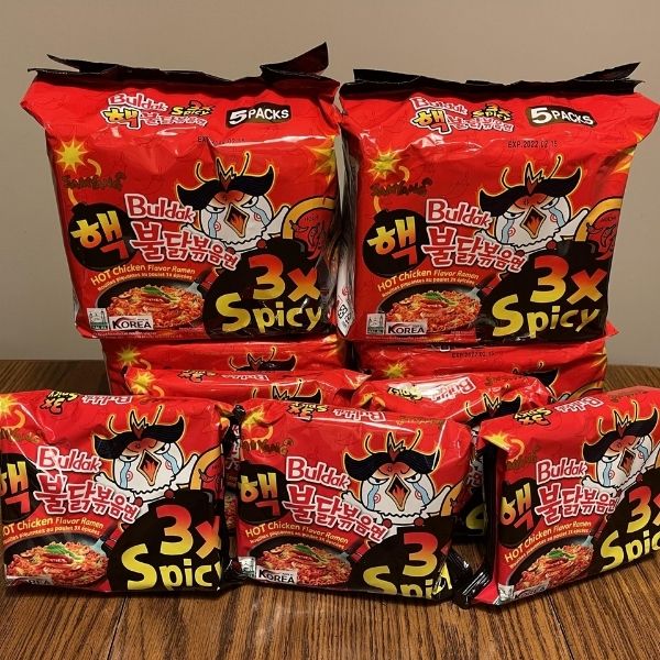 Mì ăn liền khô vị gà cay gấp ba 140g ( 5 gói )
