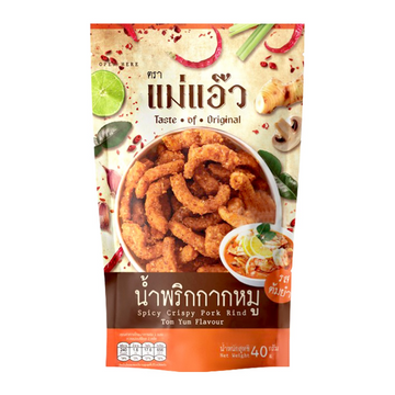 Spicy crispy pork rind tom yum flavor snack with Thai herbs in 40g packaging